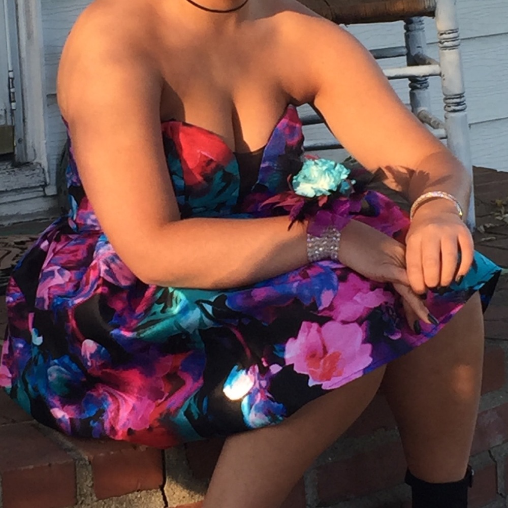11/12 Juniors Homecoming Dress